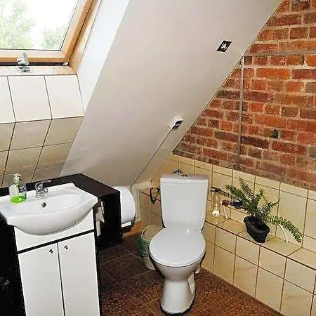 Hostel Baza 15 *